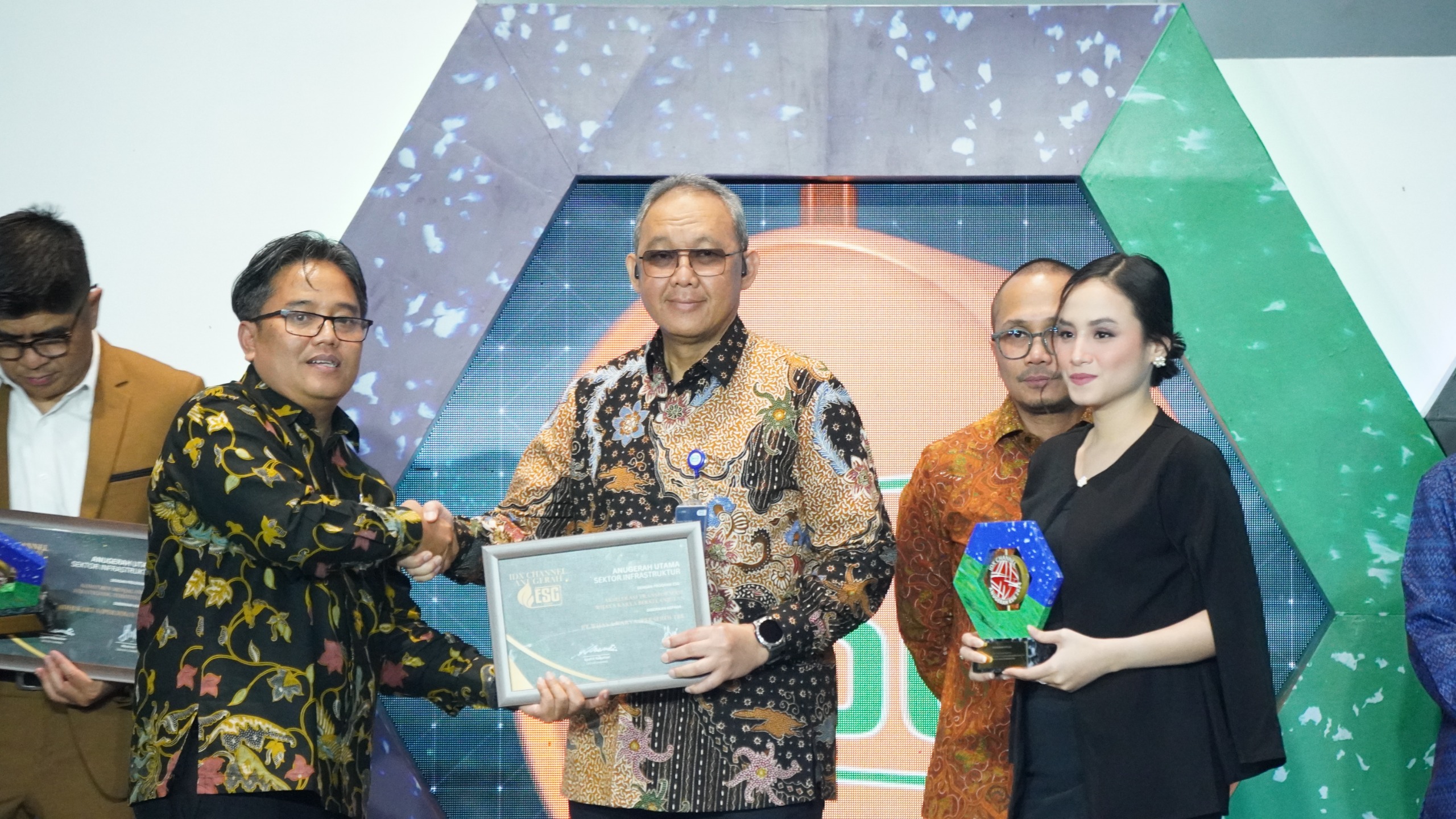 IDX Channel Anugerah ESG 2024