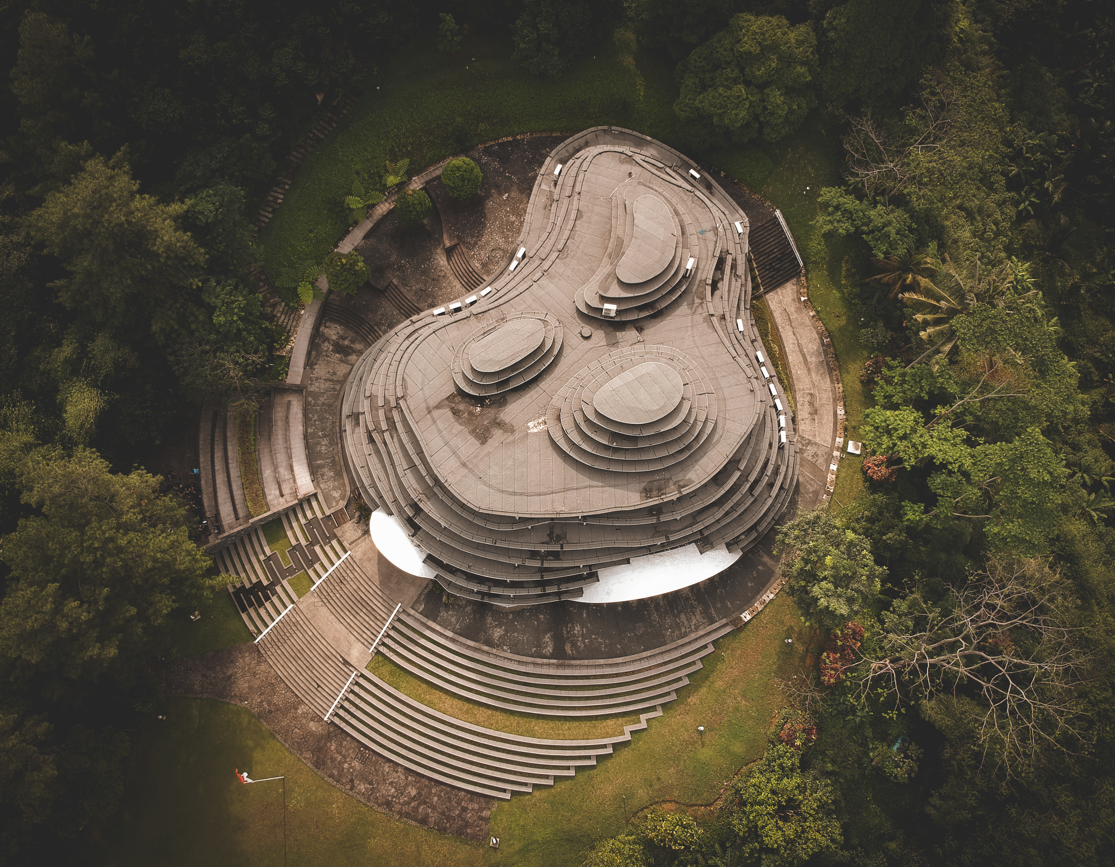 WIKASatrian - Fasilitas Ruang Kelas, Ruang Diskusi, dan Kamar Penginapan